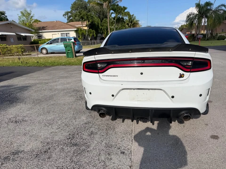 2016 Dodge Charger 7th Gen - Image 5 of 14