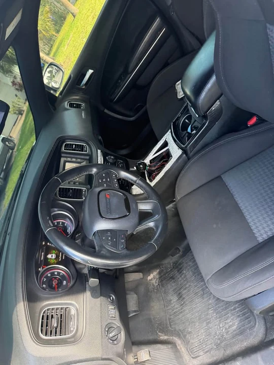2016 Dodge Charger 7th Gen - Image 9 of 14