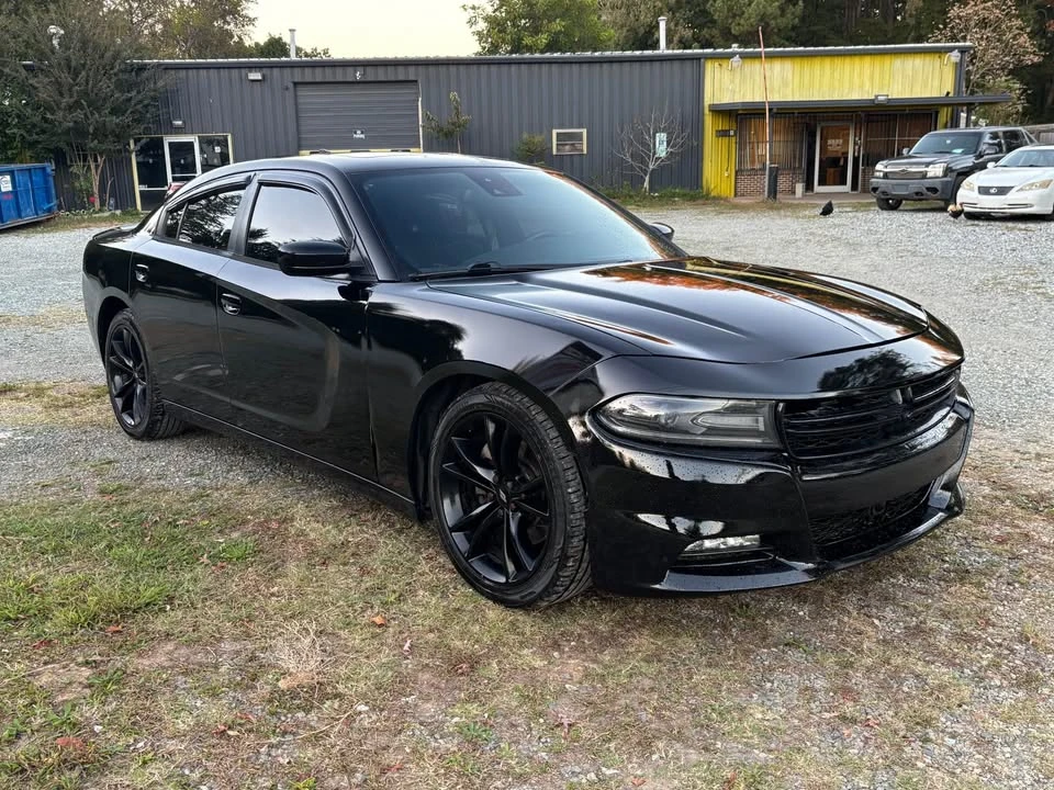 2016 Dodge Charger 7th Gen - Image 2 of 13