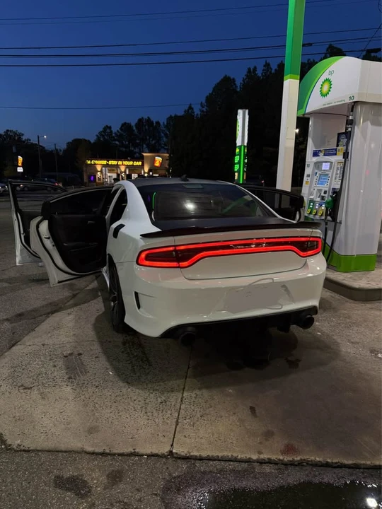 2016 Dodge Charger 7th Gen - Image 5 of 14