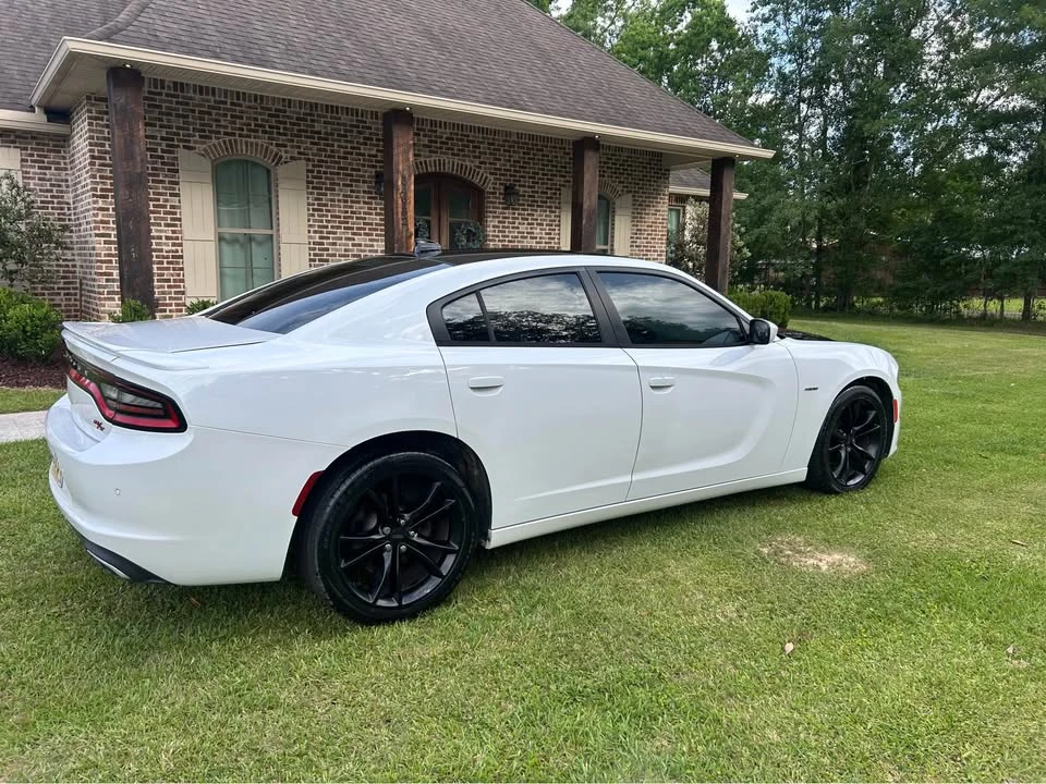 2016 Dodge Charger 7th Gen - Image 4 of 11