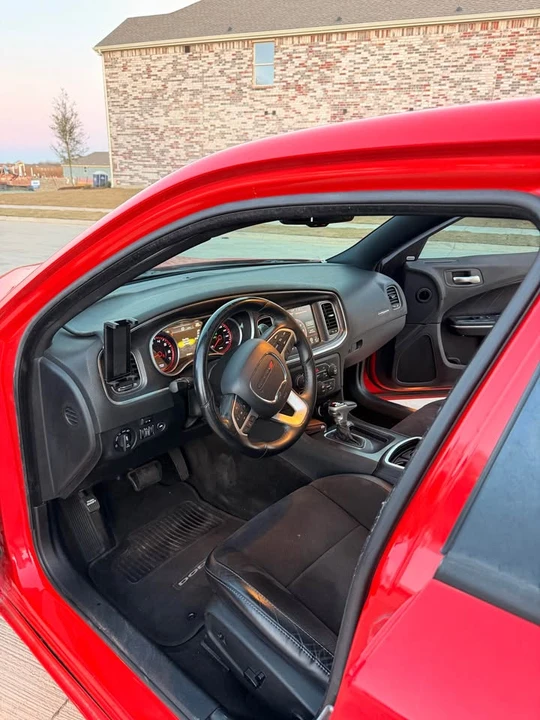 2016 Dodge Charger 7th Gen - Image 9 of 16