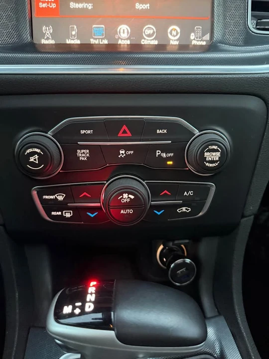 2016 Dodge Charger 7th Gen - Image 16 of 16
