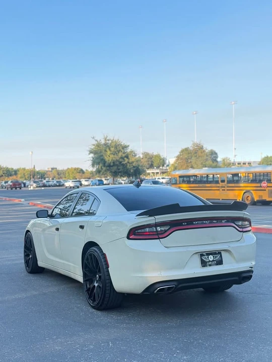 2016 Dodge Charger 7th Gen - Image 6 of 13