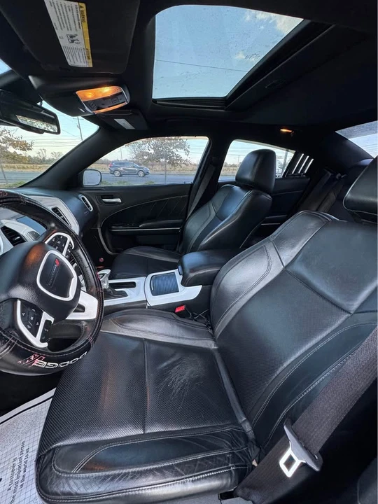 2016 Dodge Charger 7th Gen - Image 12 of 20
