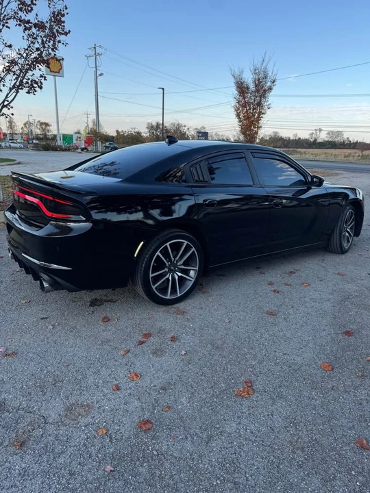 2016 Dodge Charger 7th Gen - Image 17 of 20