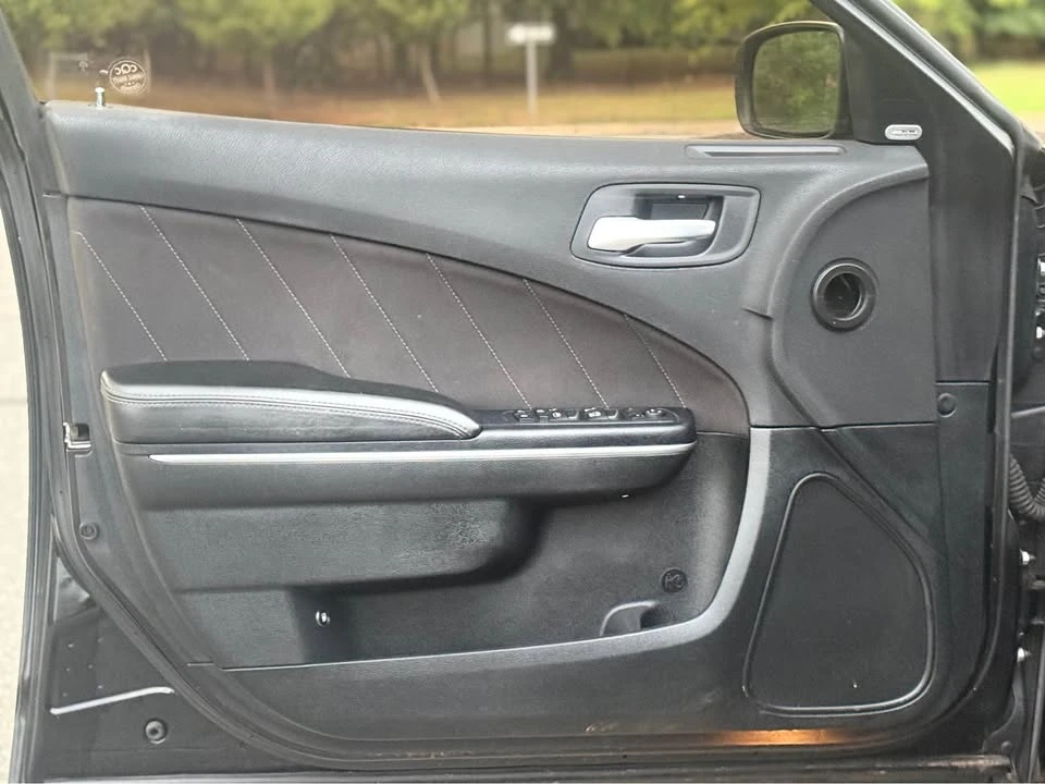 2016 Dodge Charger 7th Gen - Image 11 of 20