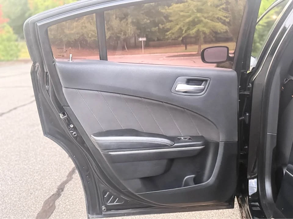 2016 Dodge Charger 7th Gen - Image 15 of 20