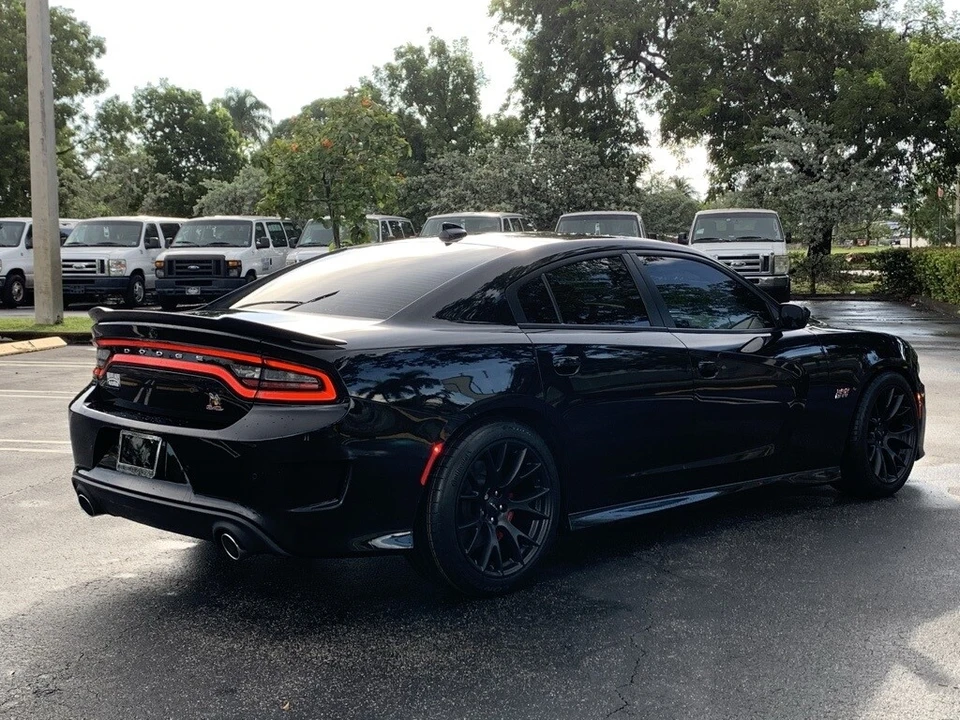 2016 Dodge Charger SRT & 392 7th Gen - Image 3 of 12