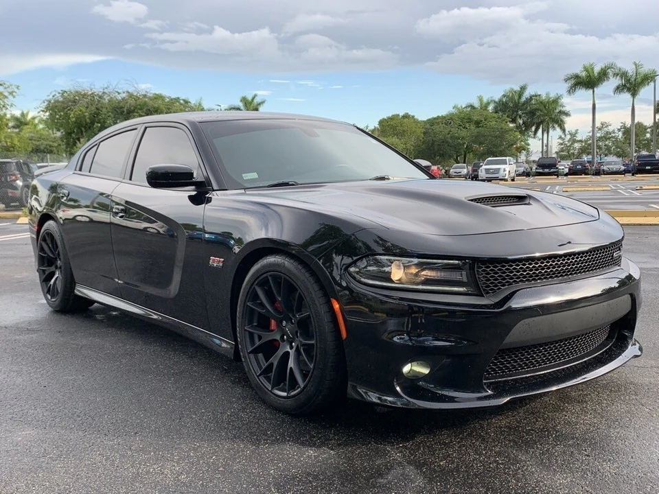 2016 Dodge Charger SRT & 392 7th Gen - Image 2 of 12