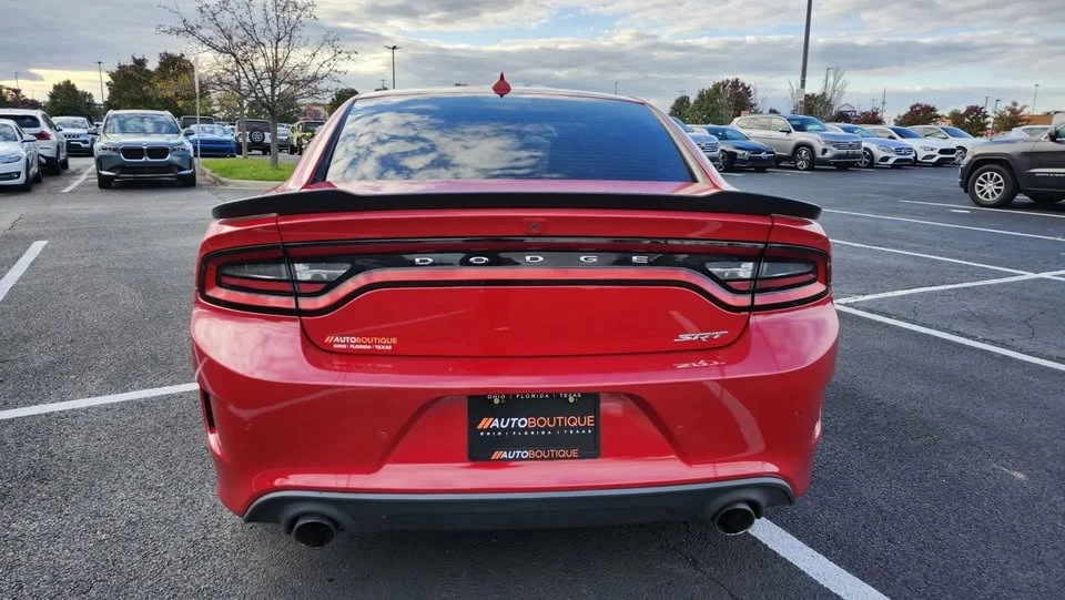 2016 Dodge Charger SRT & 392 7th Gen - Image 9 of 17