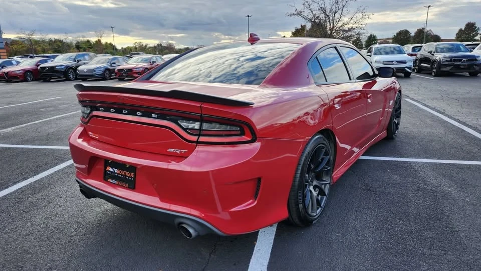 2016 Dodge Charger SRT & 392 7th Gen - Image 10 of 17