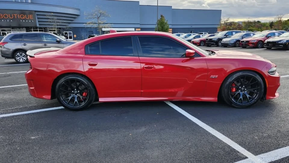 2016 Dodge Charger SRT & 392 7th Gen - Image 11 of 17