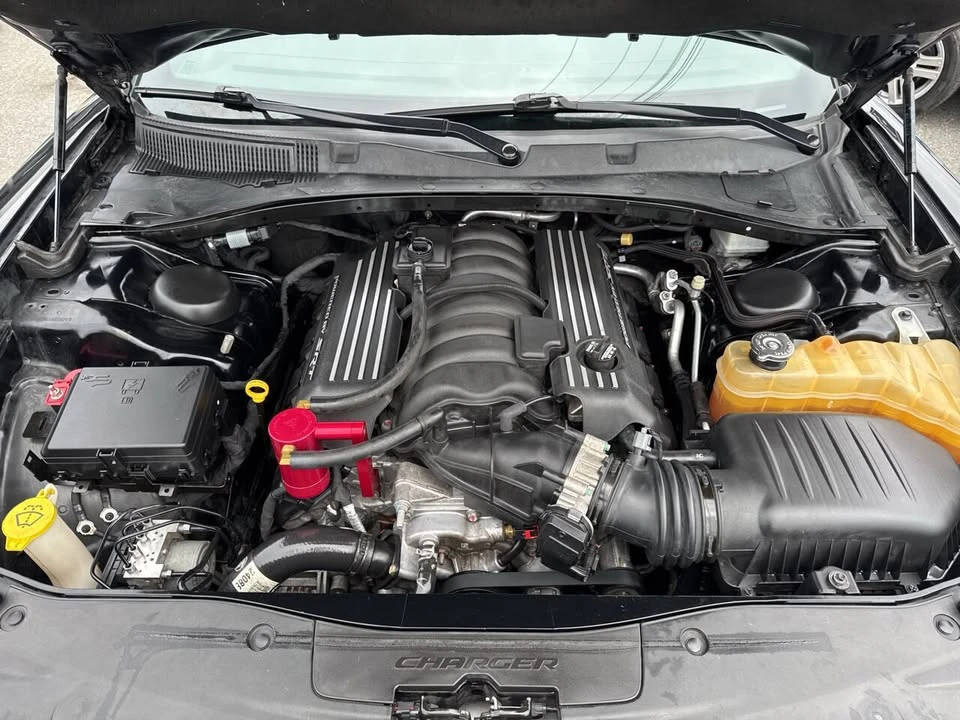 2016 Dodge Charger SRT & 392 7th Gen - Image 15 of 20