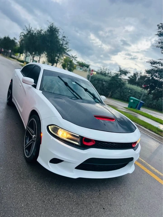 2016 Dodge Charger SRT & 392 7th Gen - Image 2 of 7