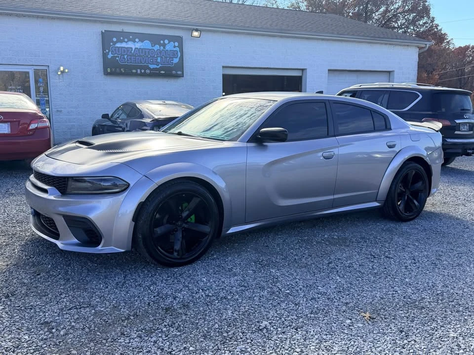 2016 Dodge Charger SRT & 392 7th Gen - Image 10 of 16