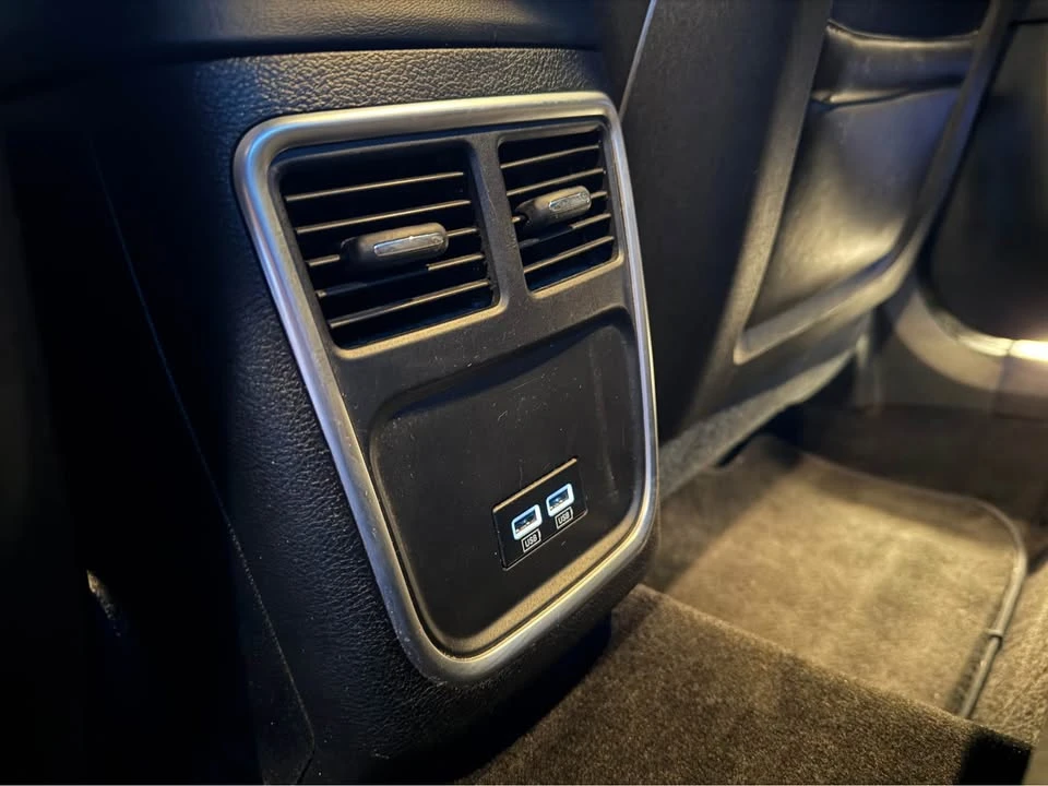 2016 Dodge Charger SRT & 392 7th Gen - Image 11 of 18