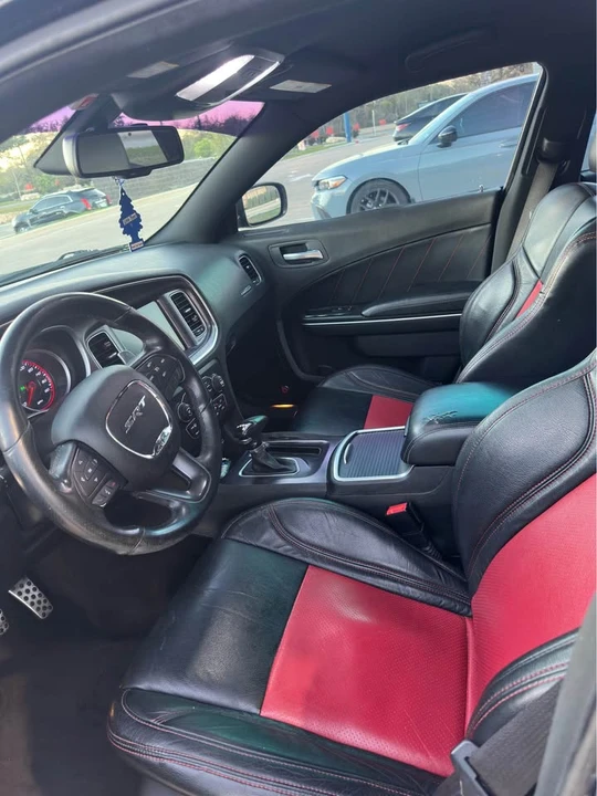 2016 Dodge Charger SRT & 392 7th Gen - Image 9 of 11