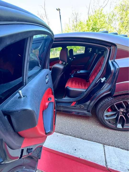 2016 Dodge Charger SRT & 392 7th Gen - Image 15 of 20