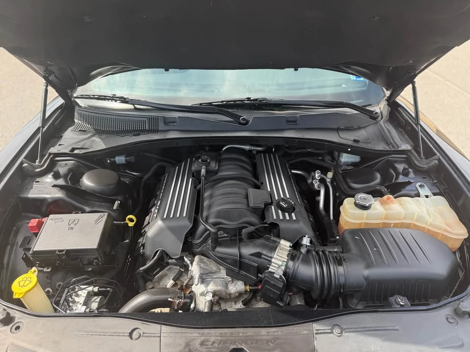 2016 Dodge Charger SRT & 392 7th Gen - Image 8 of 20