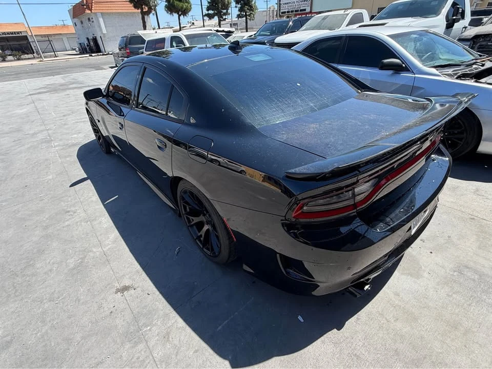 2016 Dodge Charger SRT & 392 7th Gen - Image 7 of 8