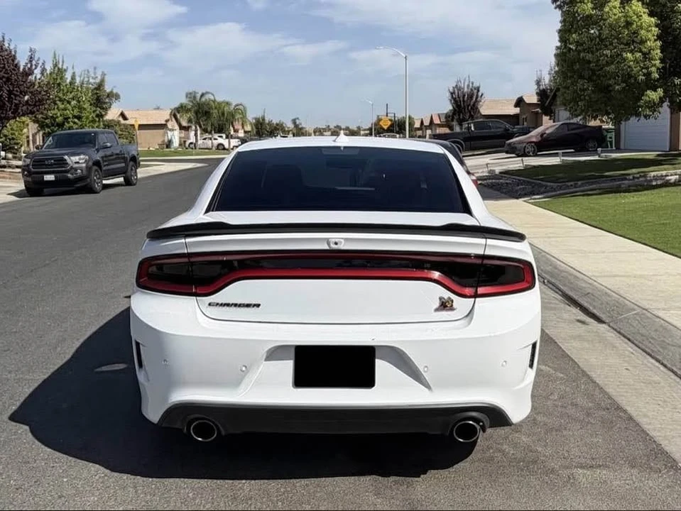 2016 Dodge Charger SRT & 392 7th Gen - Image 6 of 11