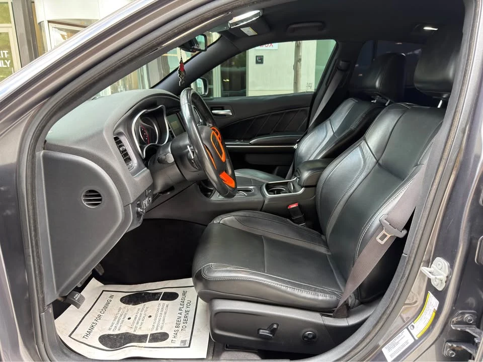 2016 Dodge Charger 7th Gen - Image 11 of 15