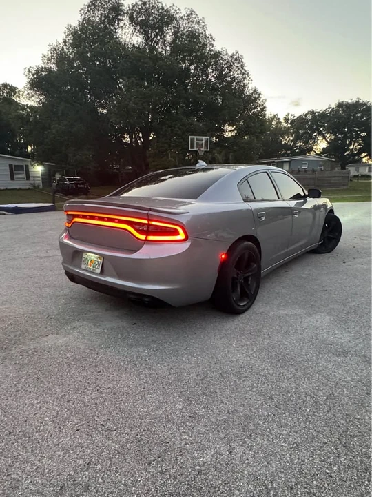 2016 Dodge Charger 7th Gen - Image 8 of 19