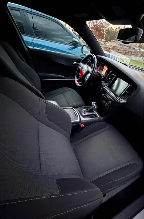 2016 Dodge Charger 7th Gen - Image 9 of 10
