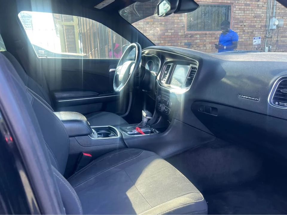 2016 Dodge Charger 7th Gen - Image 12 of 20
