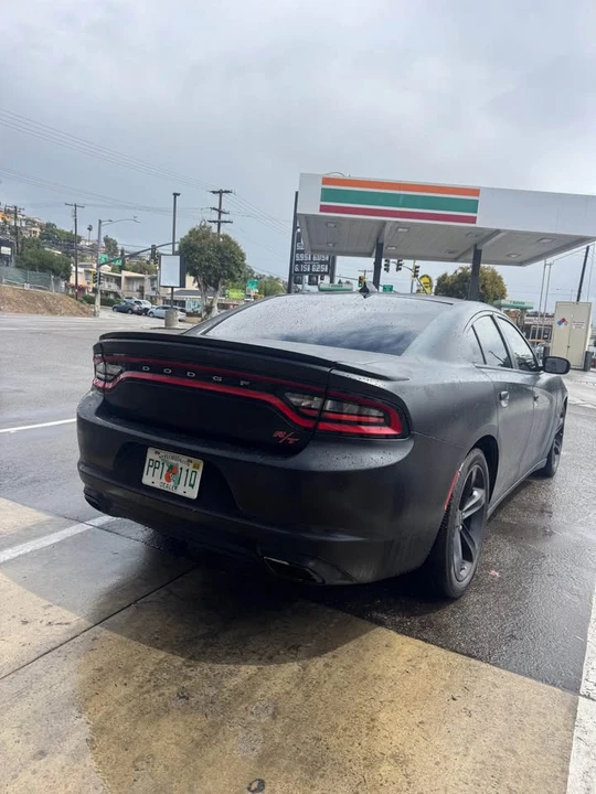 2016 Dodge Charger 7th Gen - Image 3 of 9