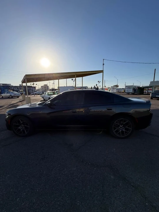 2016 Dodge Charger 7th Gen - Image 3 of 17