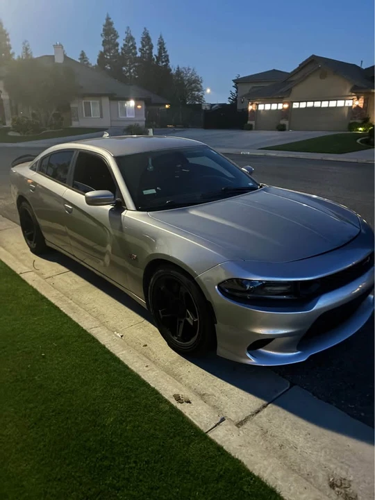 2016 Dodge Charger 7th Gen - Image 2 of 3