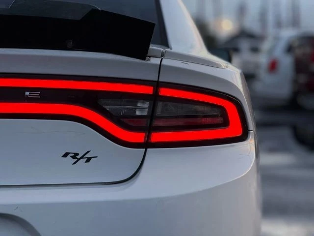 2016 Dodge Charger 7th Gen - Image 9 of 21