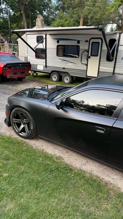 2016 Dodge Charger 7th Gen - Image 2 of 8