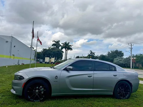 2016 Dodge Charger R/T Sedan 4D