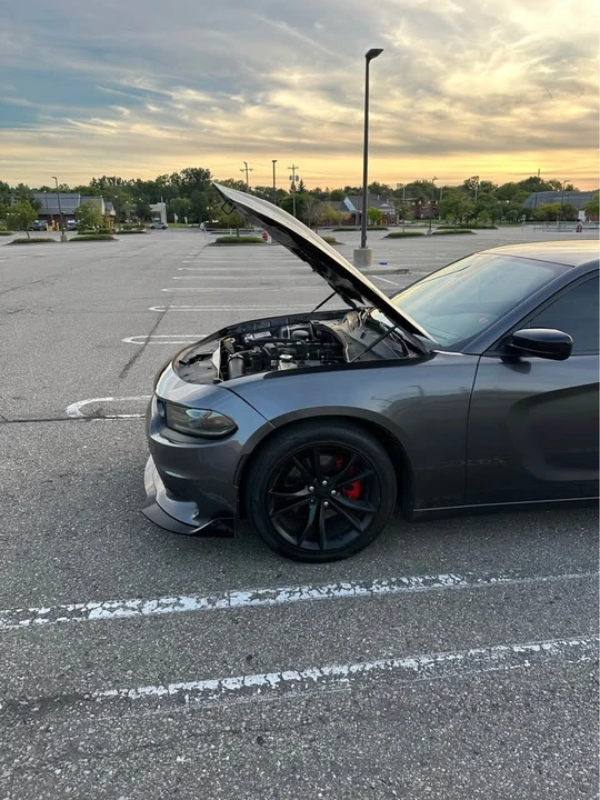 2016 Dodge Charger 7th Gen - Image 9 of 11