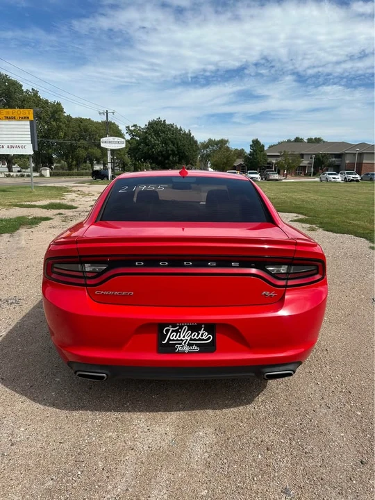 2016 Dodge Charger 7th Gen - Image 4 of 14