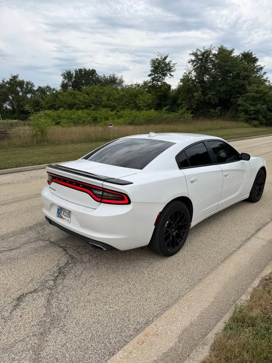 2016 Dodge Charger 7th Gen - Image 7 of 12