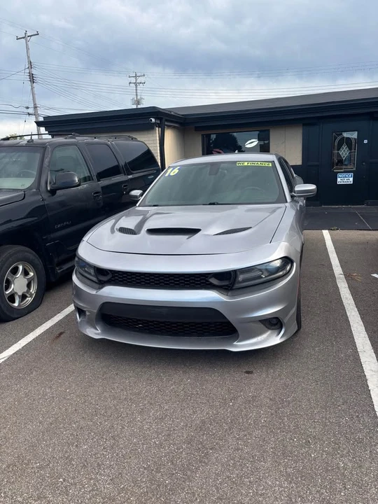 2016 Dodge Charger 7th Gen - Image 2 of 2