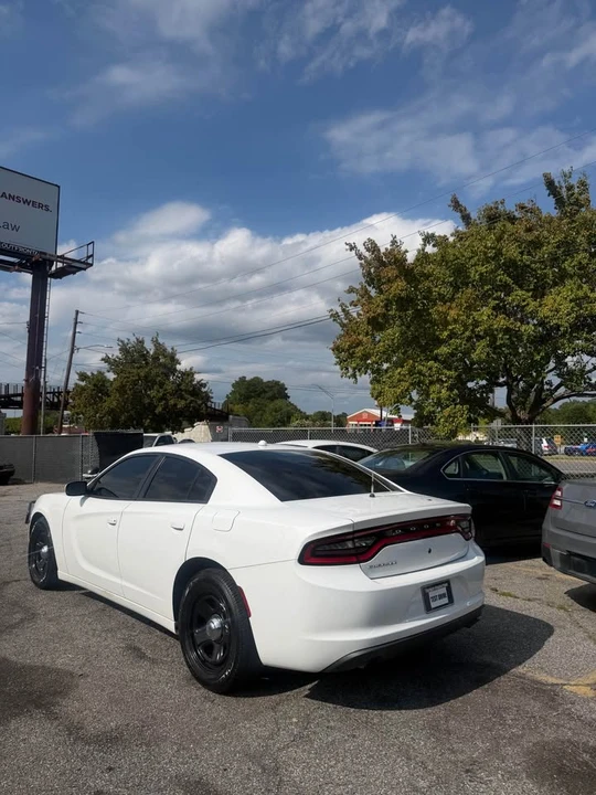 2016 Dodge Charger 7th Gen - Image 4 of 12