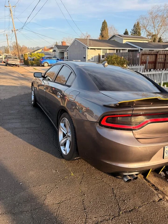 2016 Dodge Charger 7th Gen - Image 5 of 8