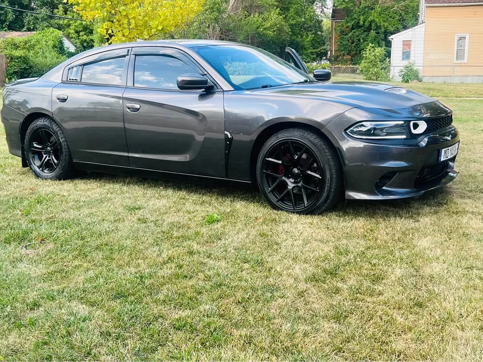 2016 Dodge Charger 7th Gen - Image 9 of 15