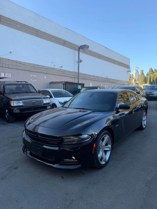 2016 Dodge Charger 7th Gen - Image 2 of 13