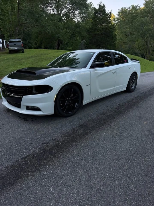 2016 Dodge Charger 7th Gen - Image 3 of 4