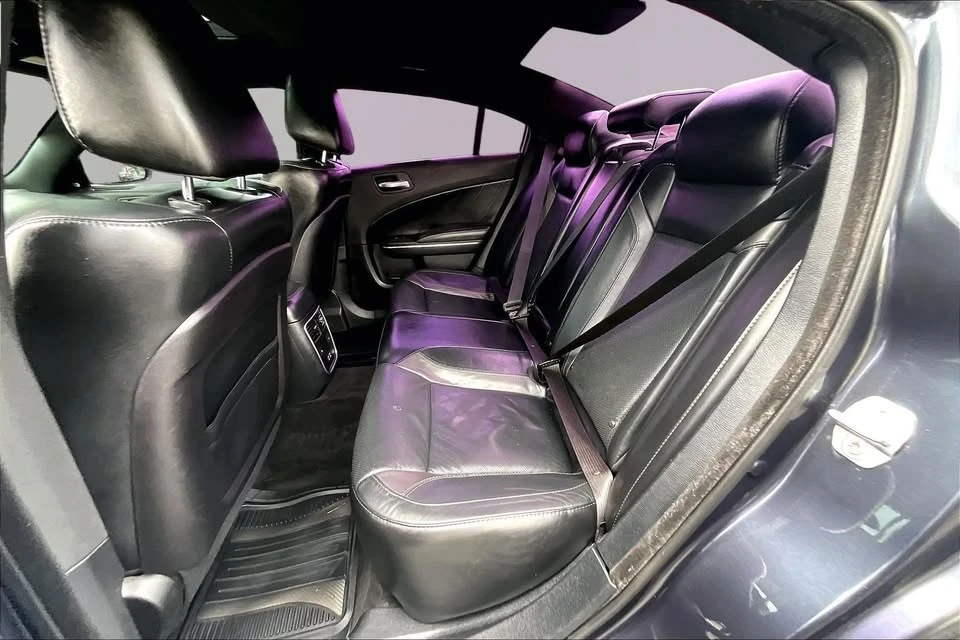 2016 Dodge Charger 7th Gen - Image 18 of 19