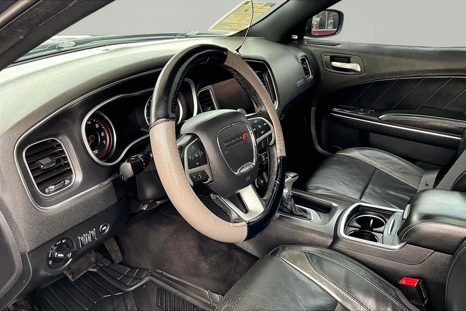 2016 Dodge Charger 7th Gen - Image 11 of 19