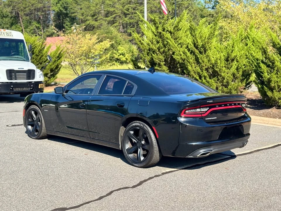 2016 Dodge Charger 7th Gen - Image 10 of 20