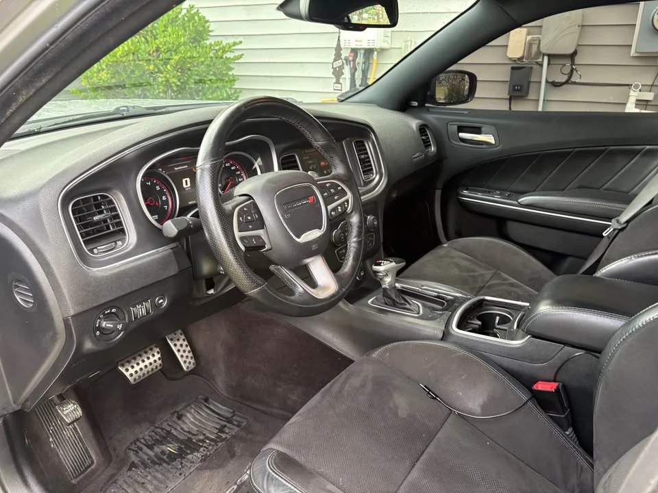 2016 Dodge Charger SRT & 392 7th Gen - Image 5 of 11