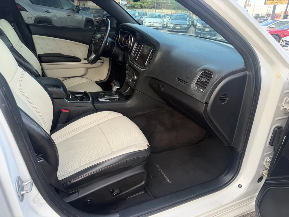 2016 Dodge Charger 7th Gen - Image 14 of 20